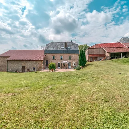 In Champagne With Farm Views