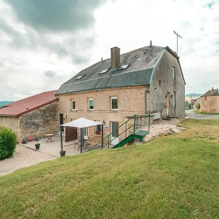 In Champagne With Farm Views